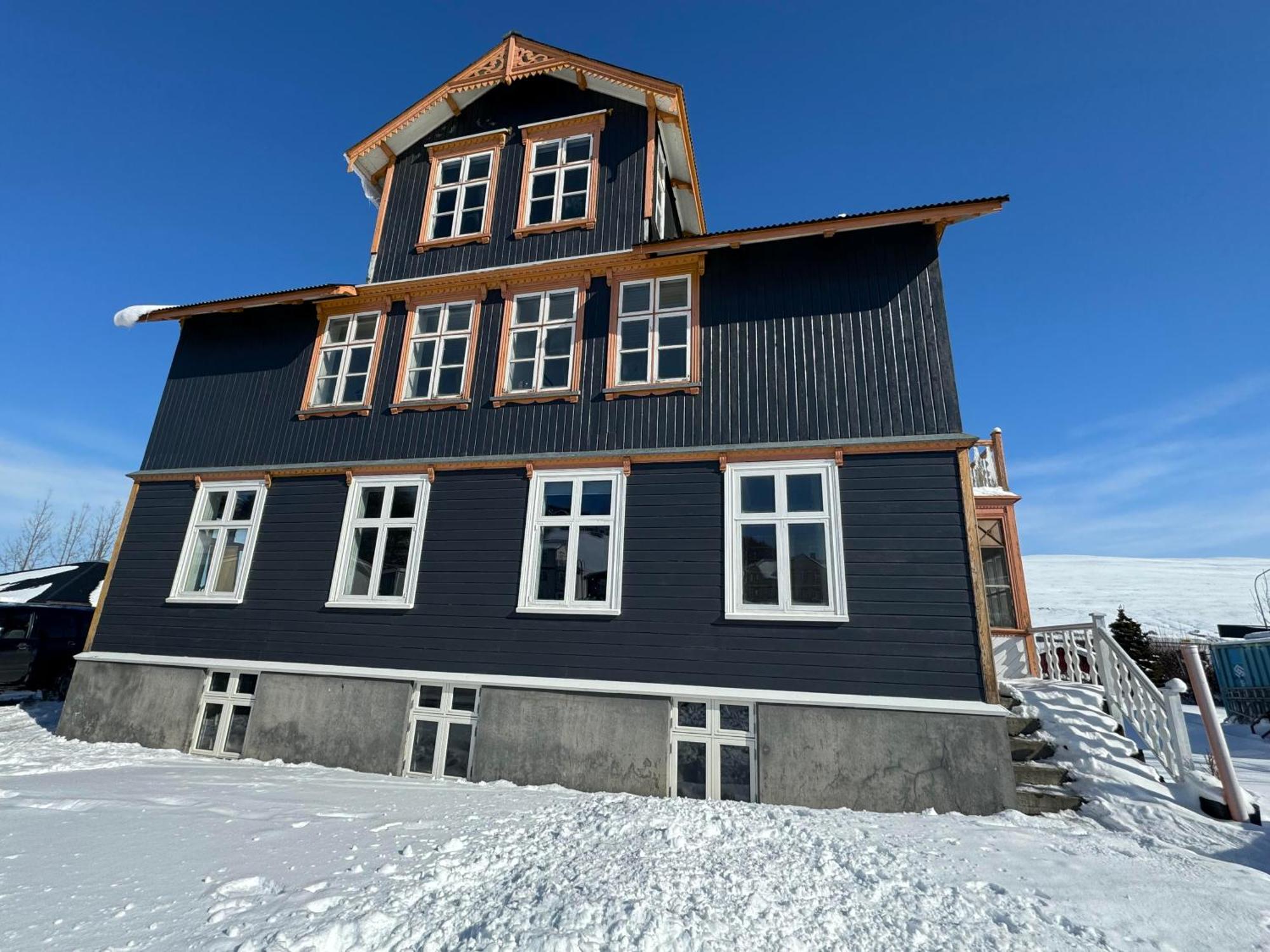 Hoepfner And Tulinius Historical Houses อาคูเรย์รี ภายนอก รูปภาพ